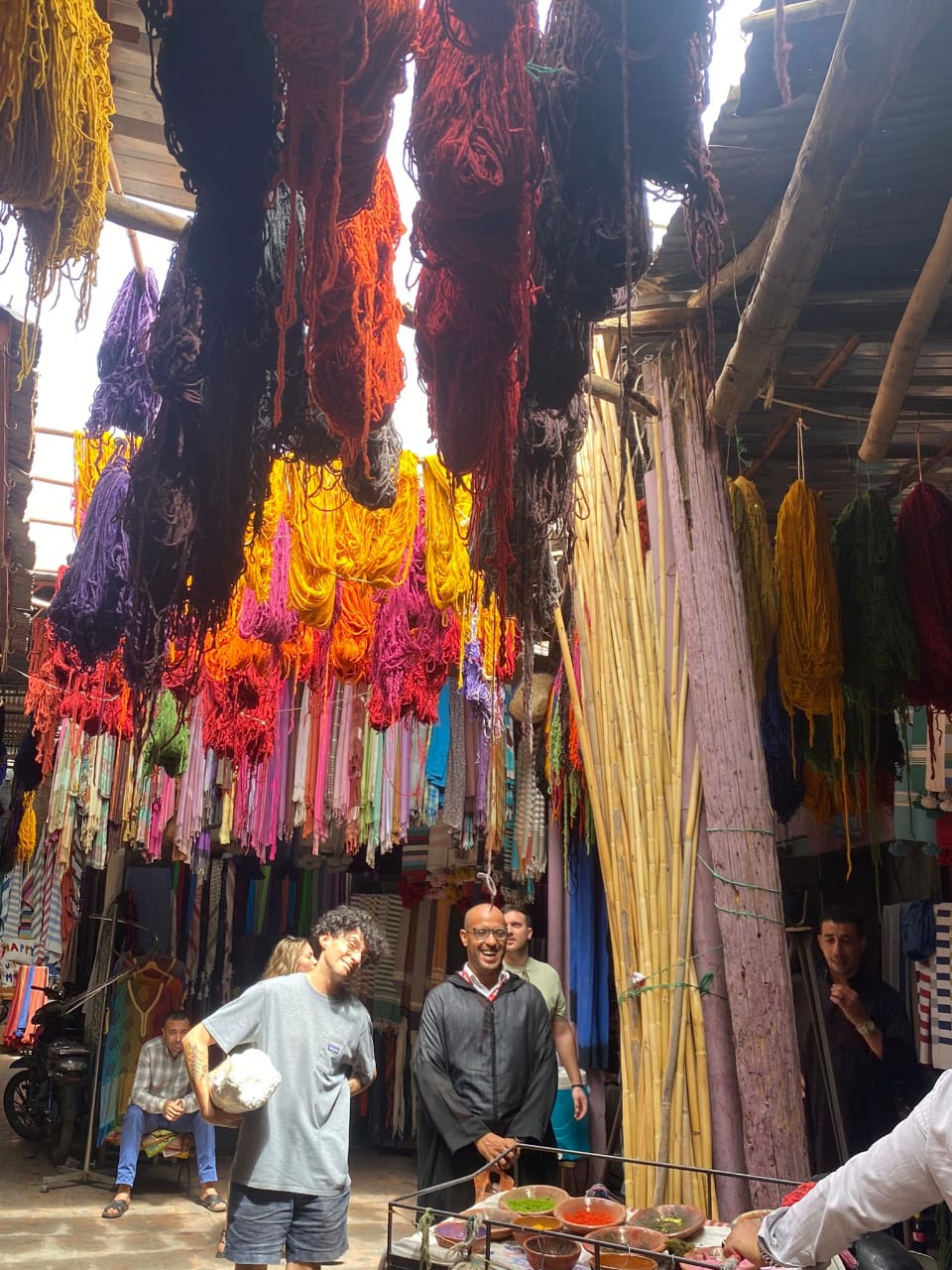 Souk dei tessuti colorati